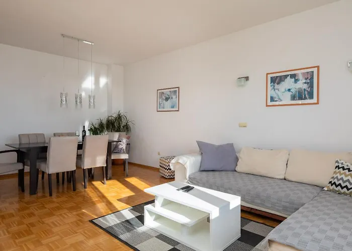 Xxl Family Penthouse * ماكارسكا